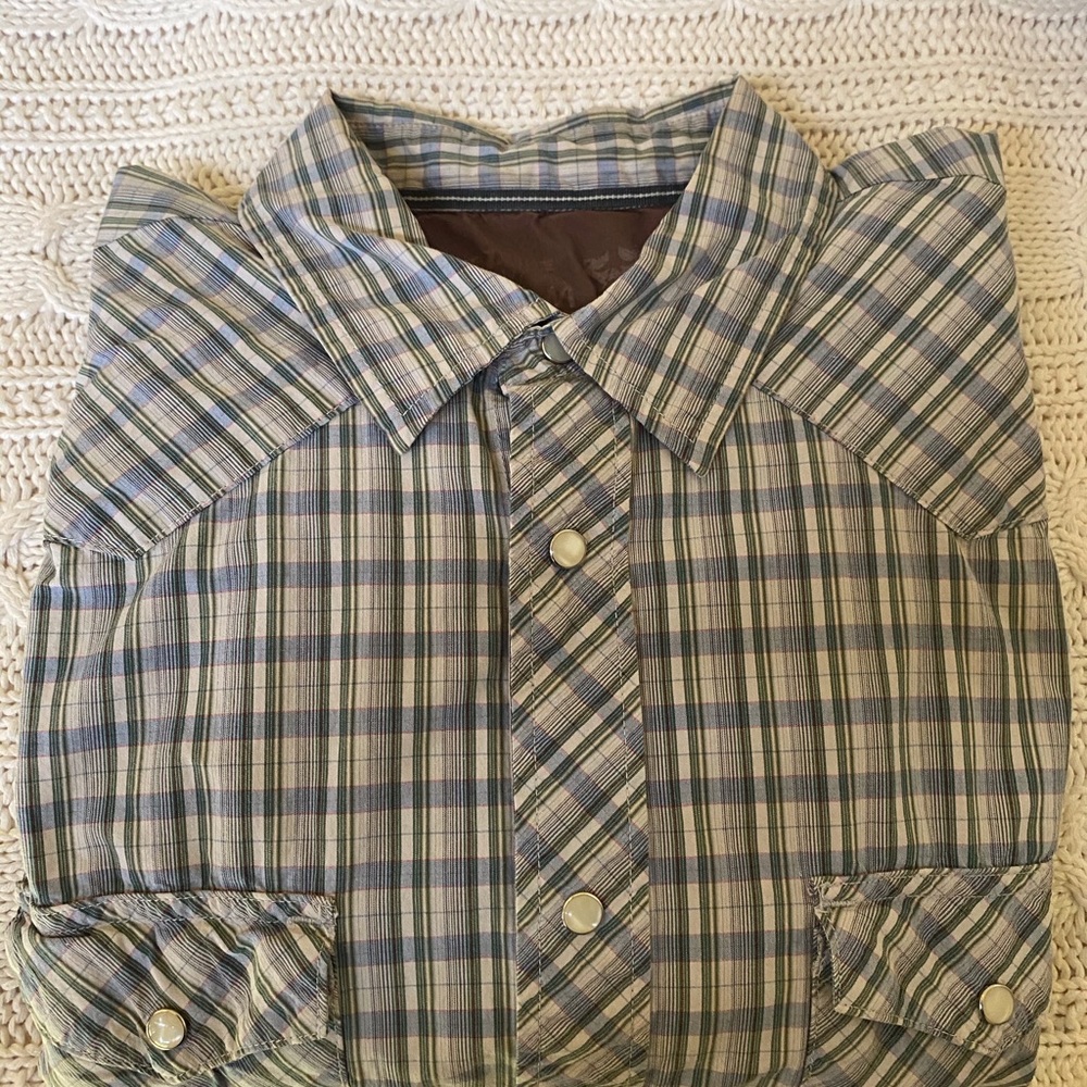 Old Navy Pearl Snap Shirt